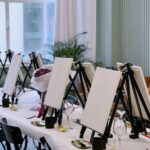 Malowanie z Winem – sztuka, emocje i kieliszek wina w niebanalnym wydaniu Screenshot_2